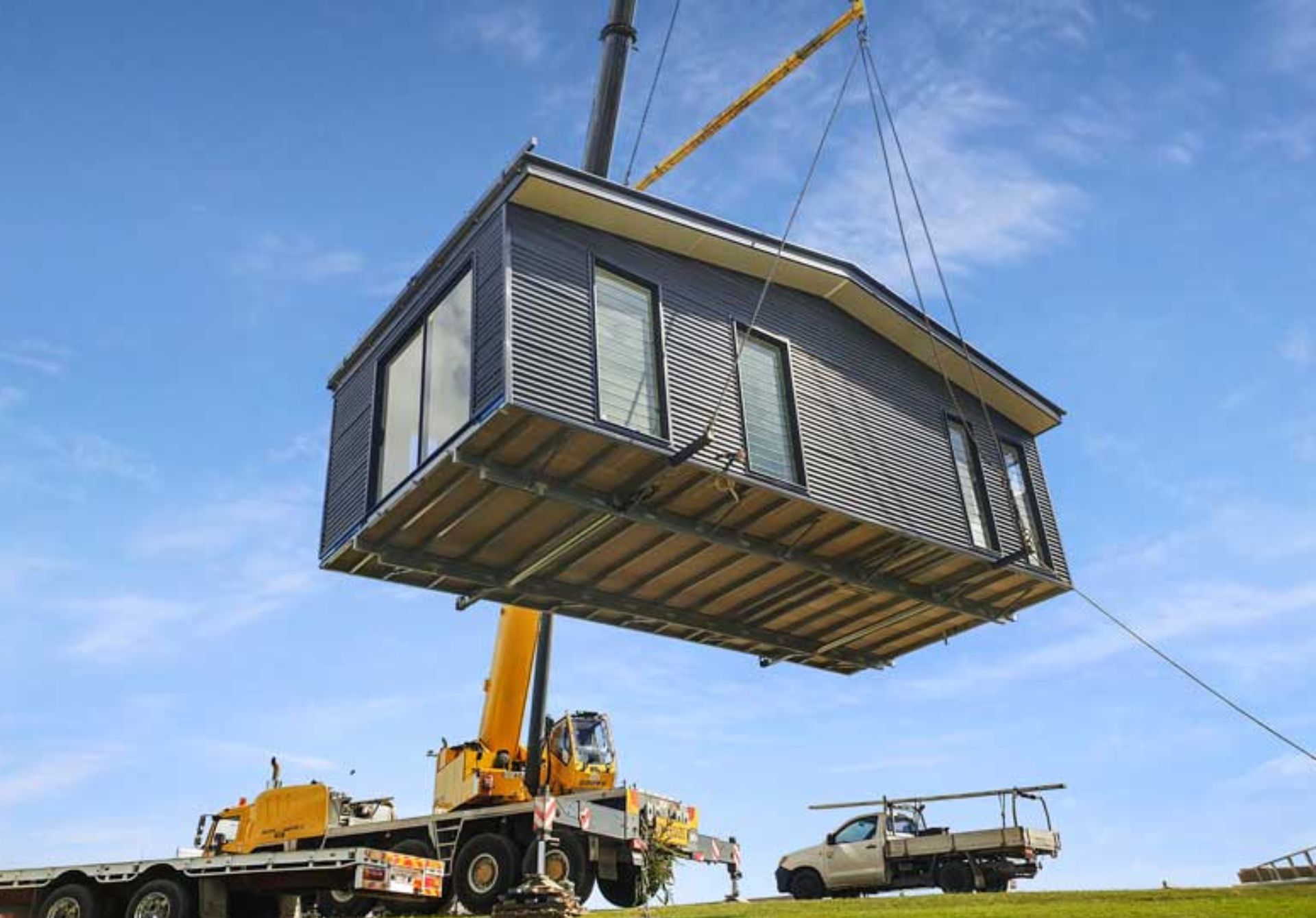 invest-sunshine-coast-horizontal-1920x1340-oly-homes